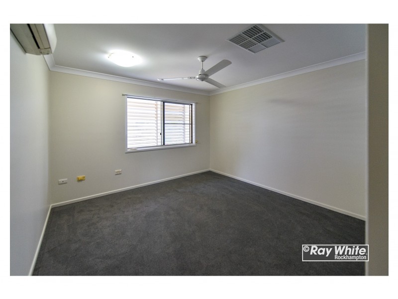 34 Scott Street, Kawana QLD 4701