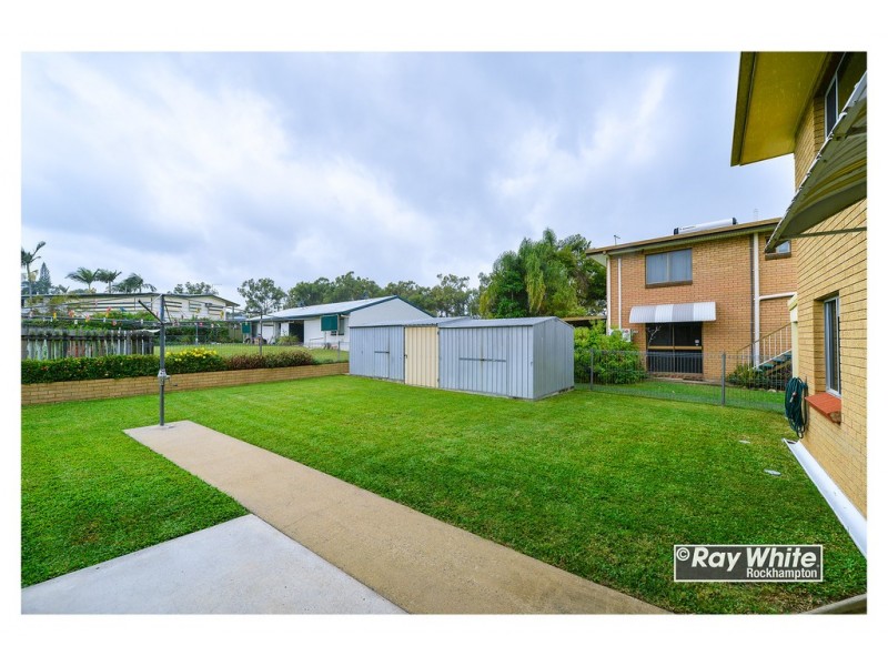 34 Scott Street, Kawana QLD 4701