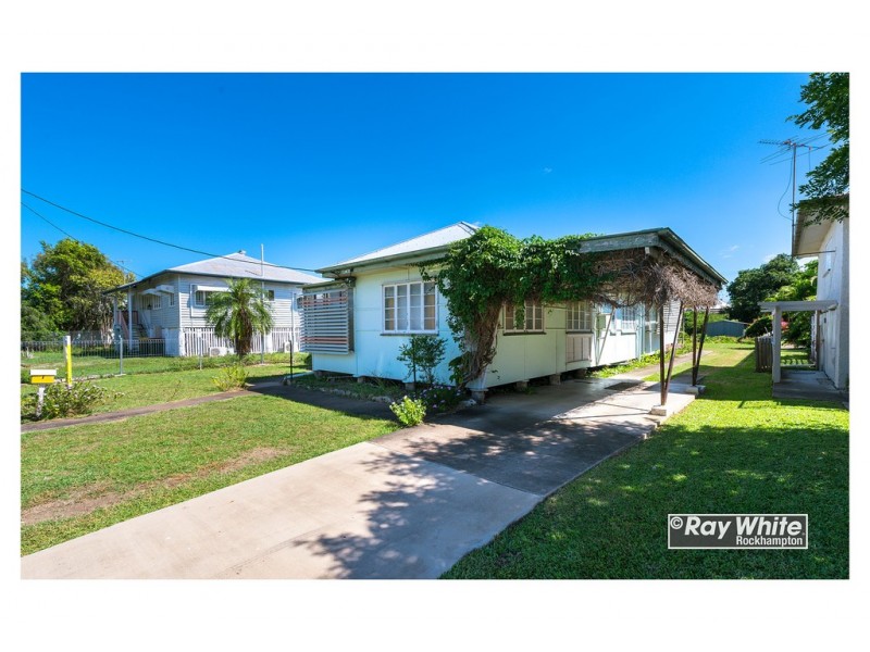 25 Lauga Street, Park Avenue QLD 4701