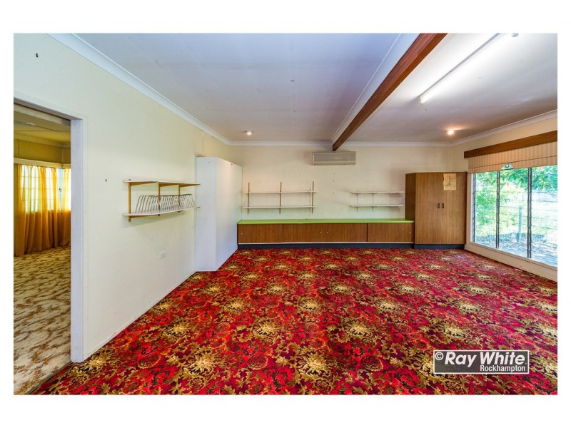 25 Lauga Street, Park Avenue QLD 4701