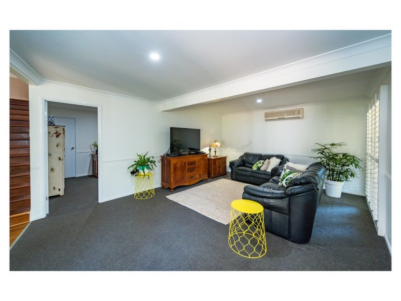 7 Constance Avenue, Rockyview QLD 4701