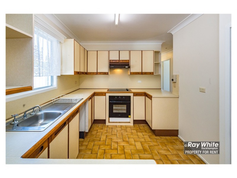 5 Savage Street, Wandal QLD 4700