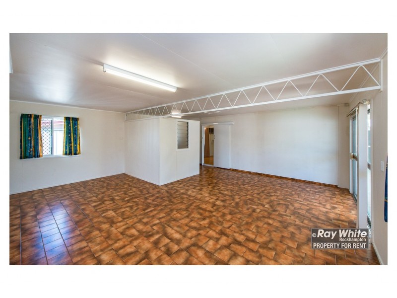 5 Savage Street, Wandal QLD 4700