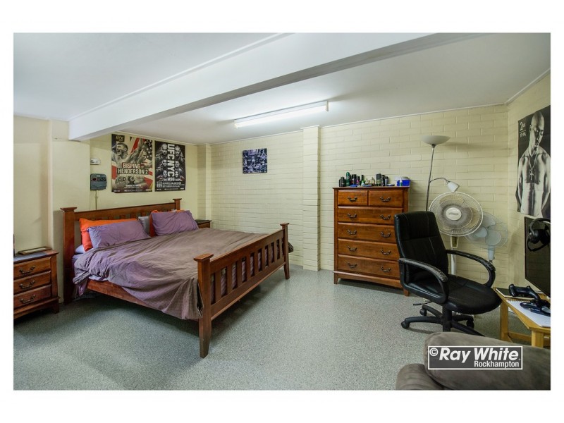 36 Cowap Street, Park Avenue QLD 4701