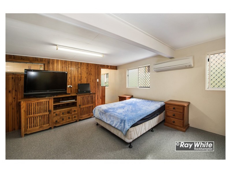 36 Cowap Street, Park Avenue QLD 4701