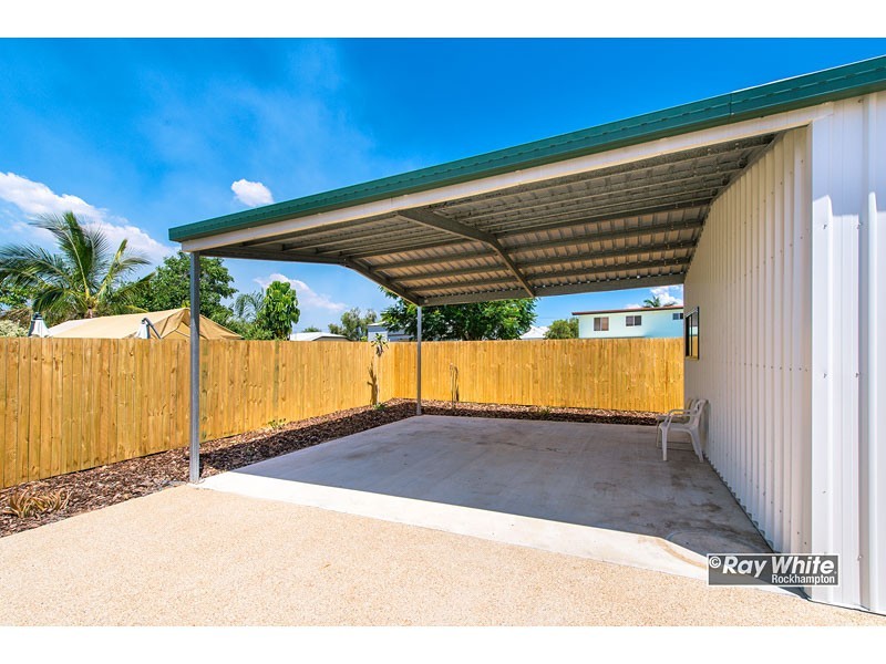 73 Main Street, Park Avenue QLD 4701