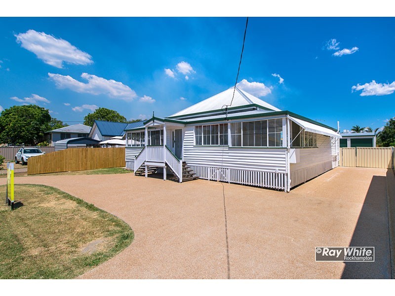 73 Main Street, Park Avenue QLD 4701