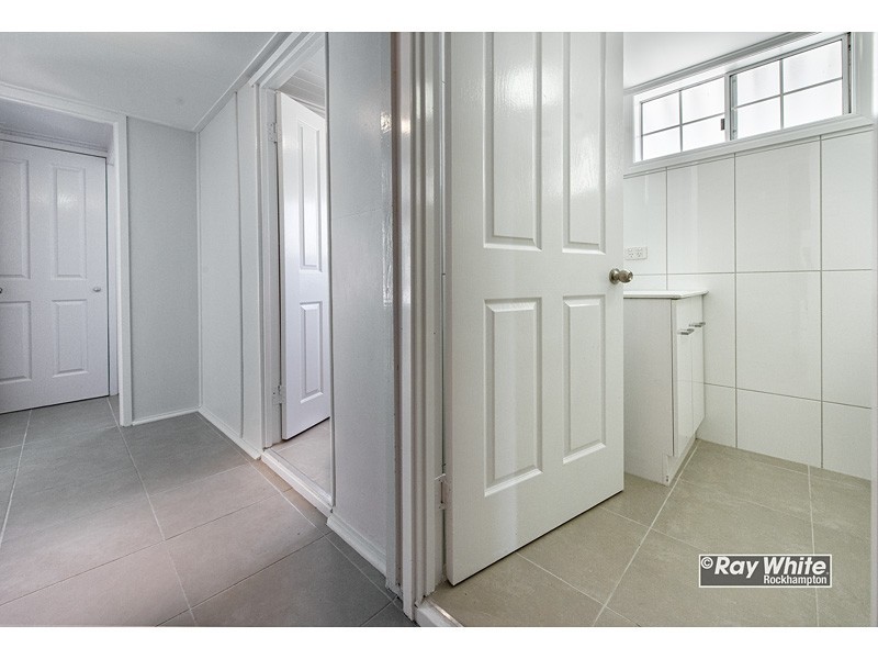 73 Main Street, Park Avenue QLD 4701