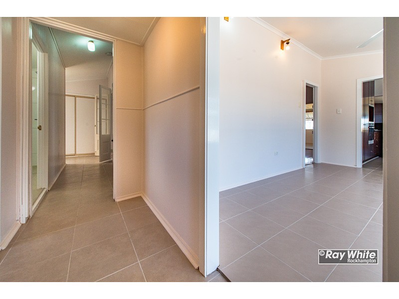 73 Main Street, Park Avenue QLD 4701