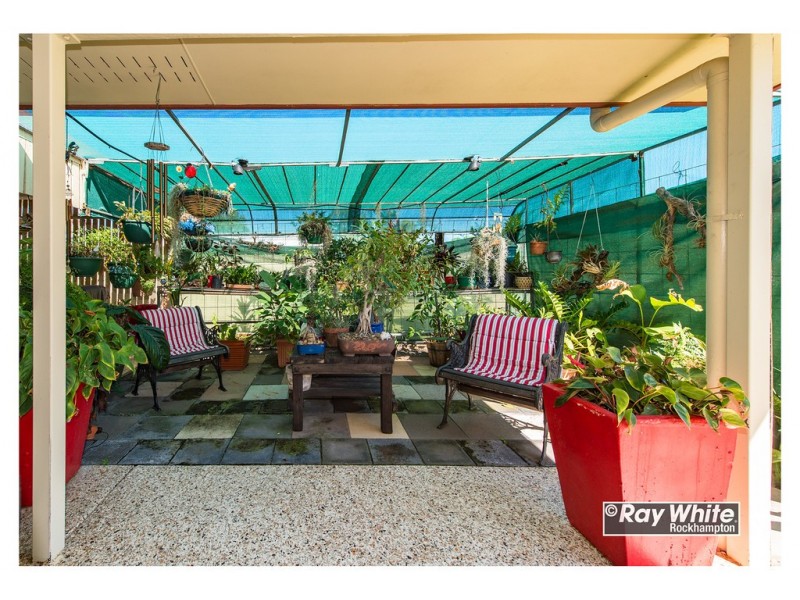 89 Emu Park Road, Nerimbera QLD 4701