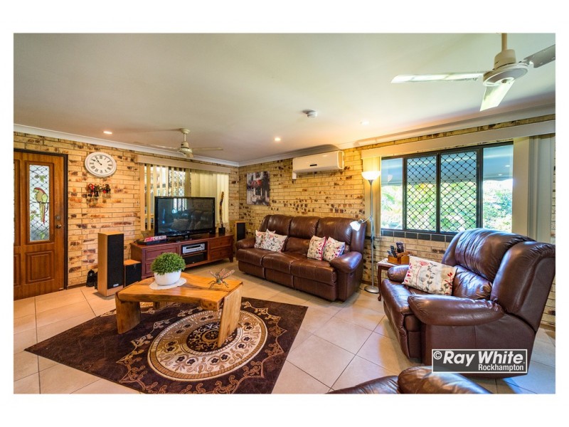 89 Emu Park Road, Nerimbera QLD 4701