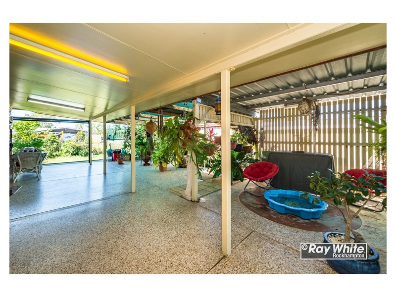 89 Emu Park Road, Nerimbera QLD 4701