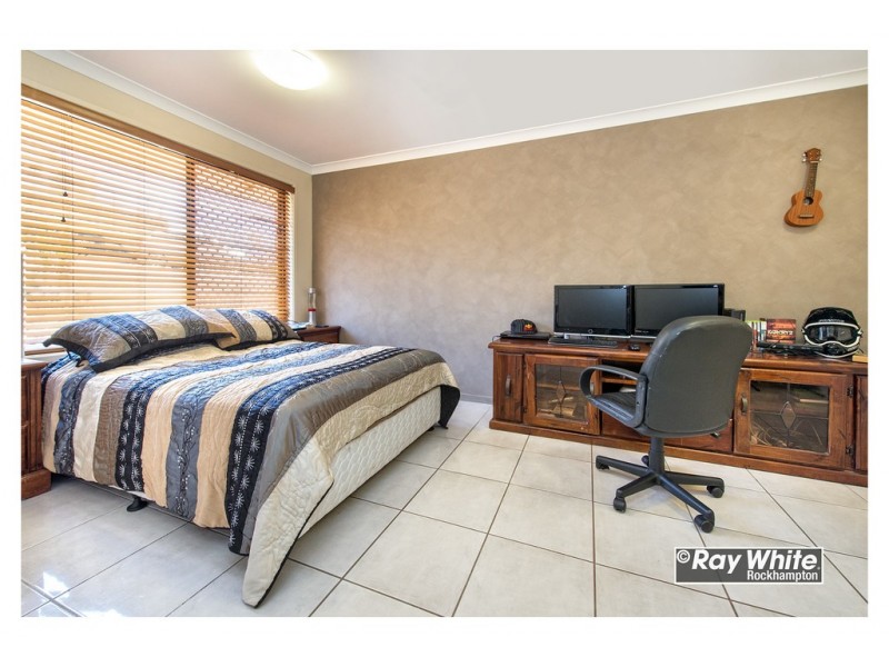 6 Connemara Drive, Kawana QLD 4701