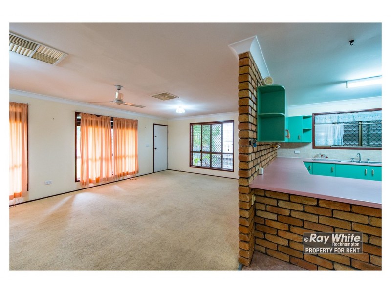 4 Labanka Close, Frenchville QLD 4701