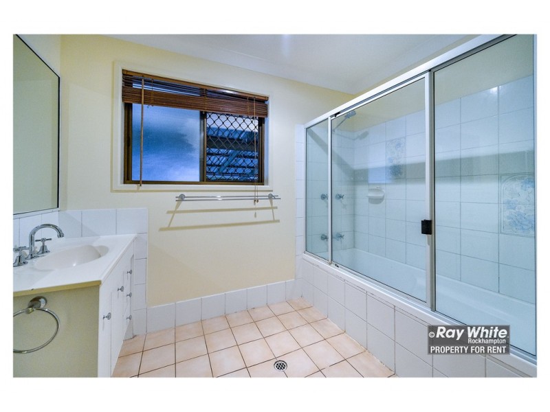 4 Labanka Close, Frenchville QLD 4701