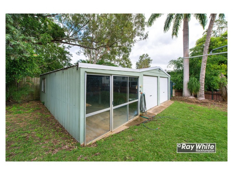 4 Labanka Close, Frenchville QLD 4701