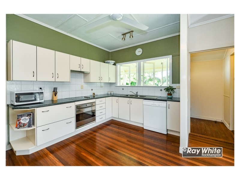 31 Glencoe Street, The Range QLD 4700