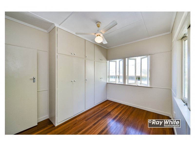 31 Glencoe Street, The Range QLD 4700