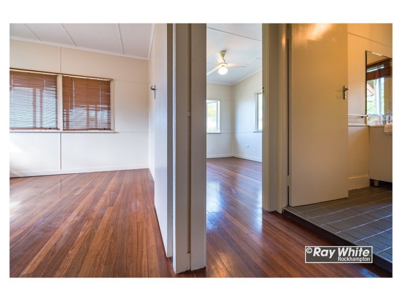 31 Glencoe Street, The Range QLD 4700