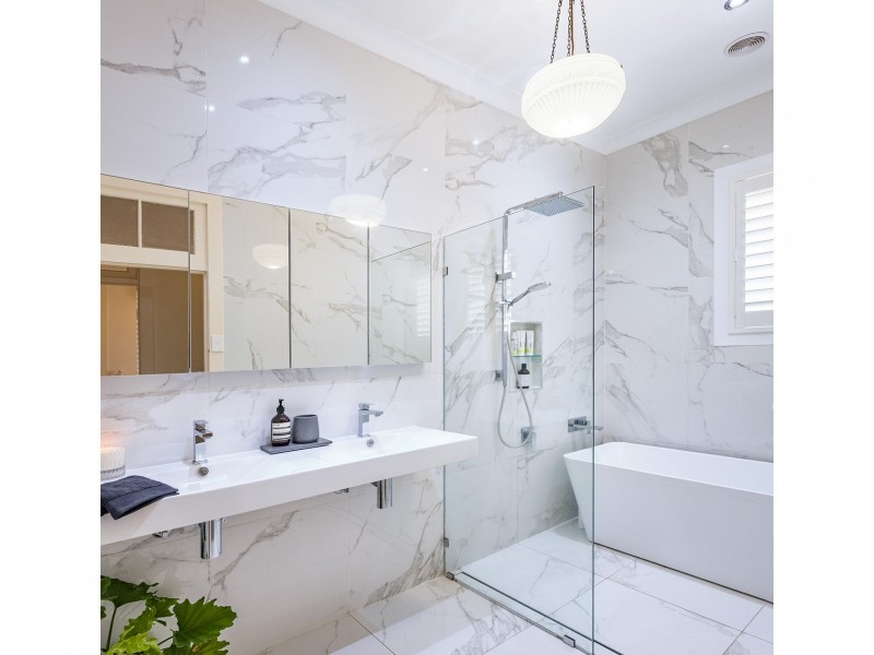 335 Agnes Street, The Range QLD 4700