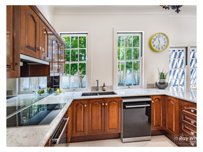 335 Agnes Street, The Range QLD 4700