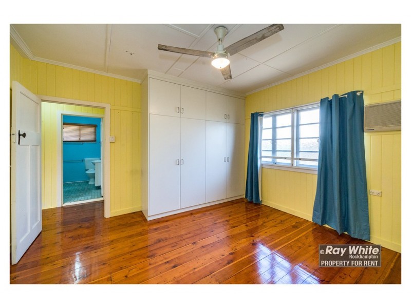 10 Cowap Street, Park Avenue QLD 4701