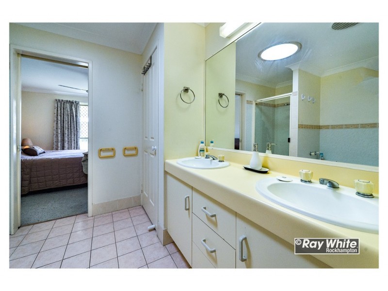 7 Stawell Court, Berserker QLD 4701