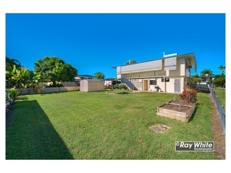 17 Harriette Street, Park Avenue QLD 4701