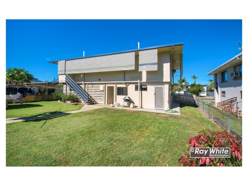 17 Harriette Street, Park Avenue QLD 4701