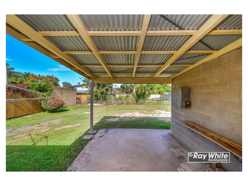 1 and 2/257 Coker Street, Berserker QLD 4701