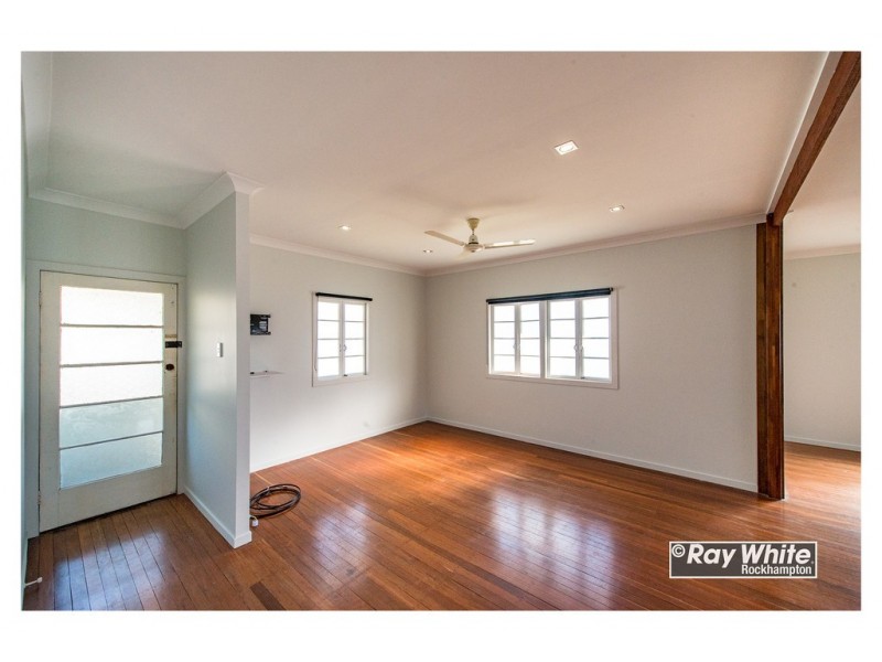 10 Buckle Street, Park Avenue QLD 4701