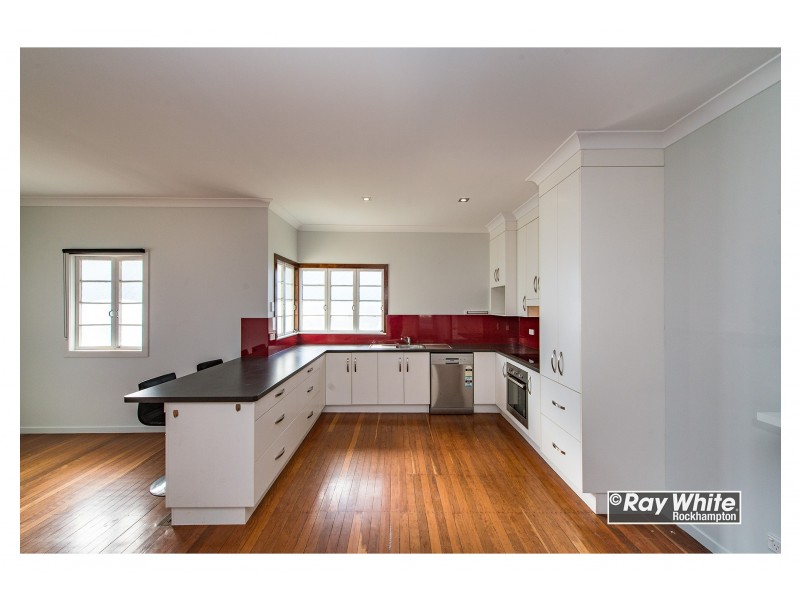 10 Buckle Street, Park Avenue QLD 4701