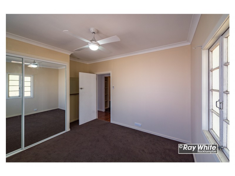 10 Buckle Street, Park Avenue QLD 4701