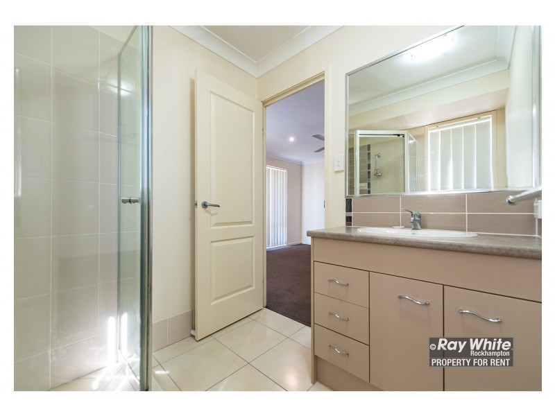 27 Govind Court, Gracemere QLD 4702