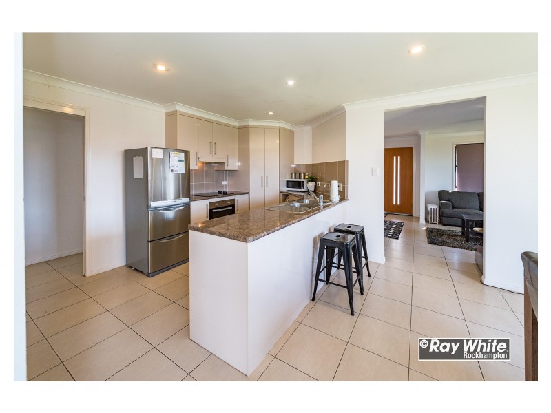 5 Thomas Street, Gracemere QLD 4702