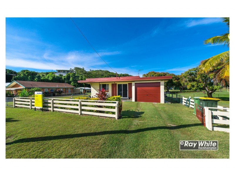 7 Taylor Street, Keppel Sands QLD 4702