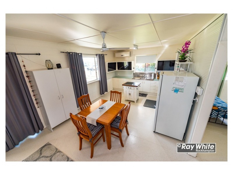 7 Taylor Street, Keppel Sands QLD 4702