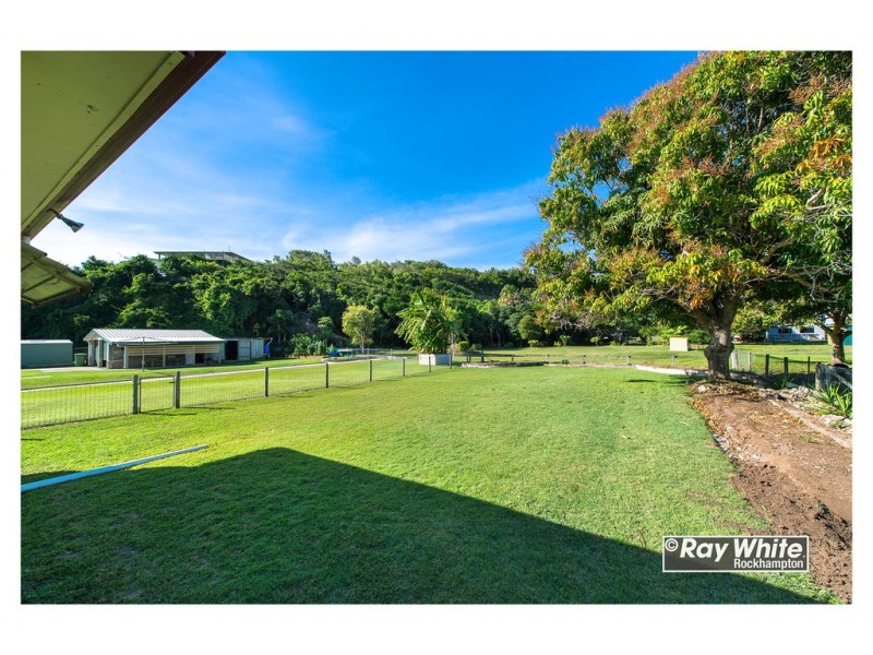 7 Taylor Street, Keppel Sands QLD 4702