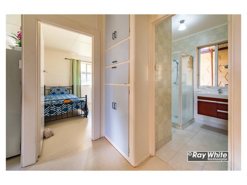 7 Taylor Street, Keppel Sands QLD 4702