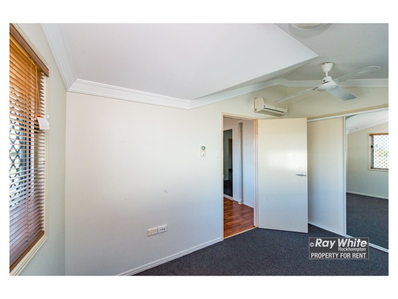 42 Hinchliff Street, Kawana QLD 4701