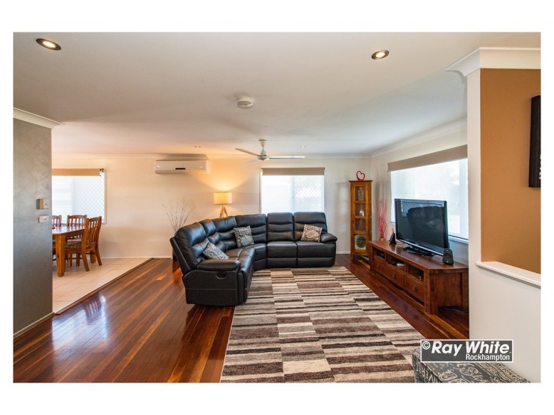 29 Hardy Avenue, Park Avenue QLD 4701