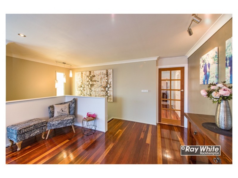 29 Hardy Avenue, Park Avenue QLD 4701