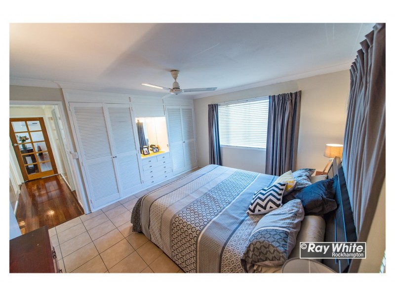 29 Hardy Avenue, Park Avenue QLD 4701