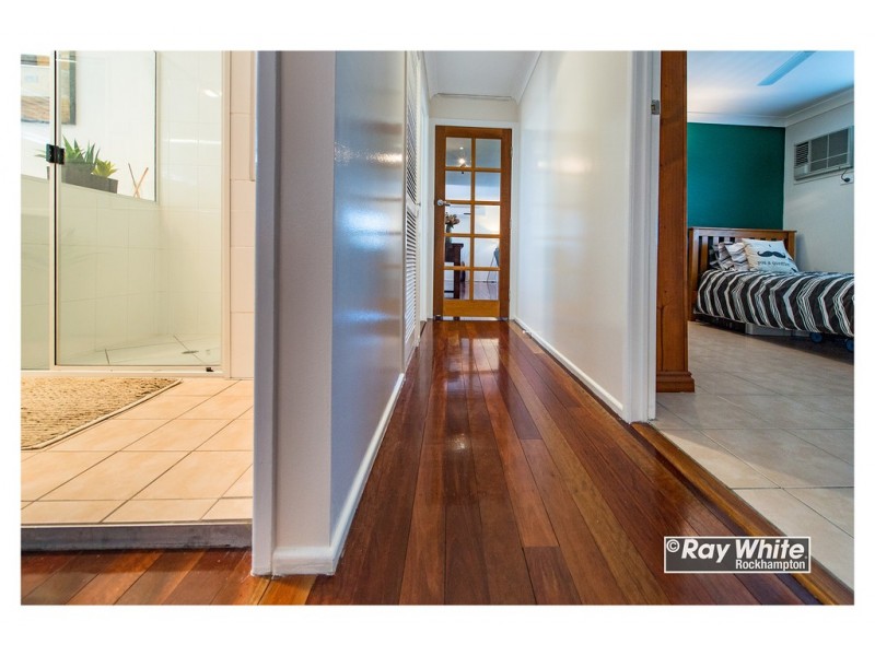 29 Hardy Avenue, Park Avenue QLD 4701