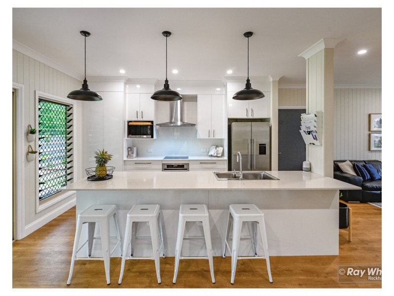 18 Hartley Street, Wandal QLD 4700