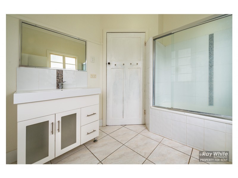 143 Randwick Street, Berserker QLD 4701