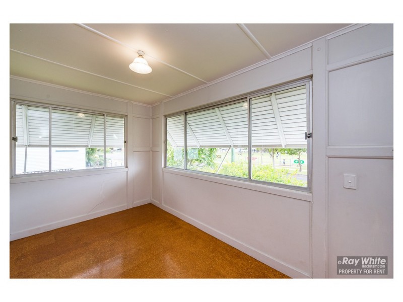 143 Randwick Street, Berserker QLD 4701