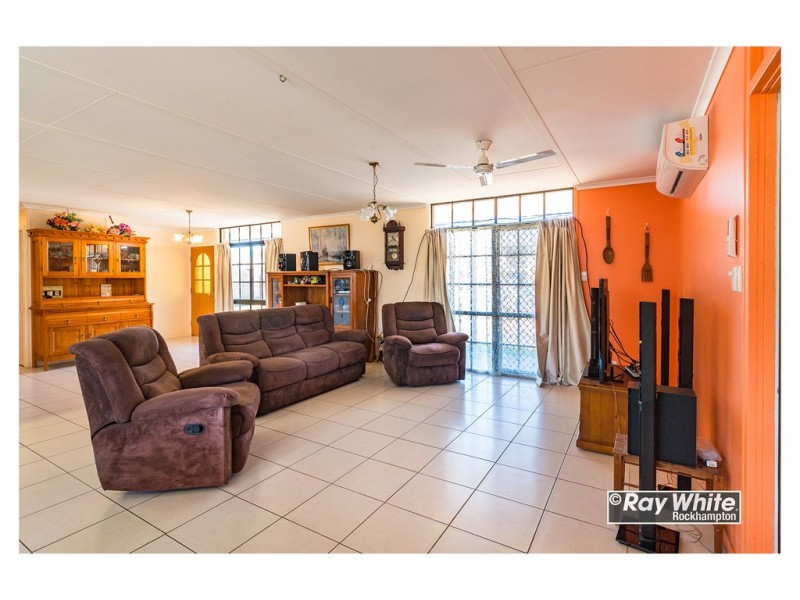 8 Stover Street, Gracemere QLD 4702