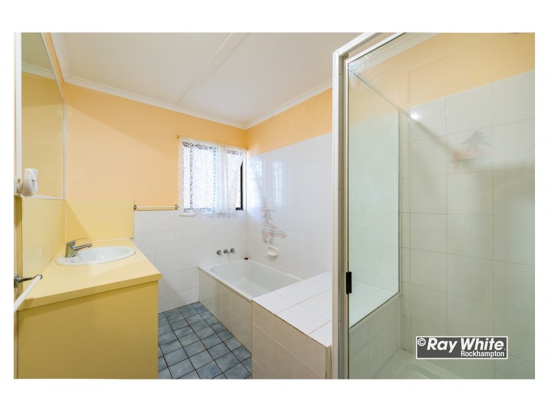 8 Stover Street, Gracemere QLD 4702