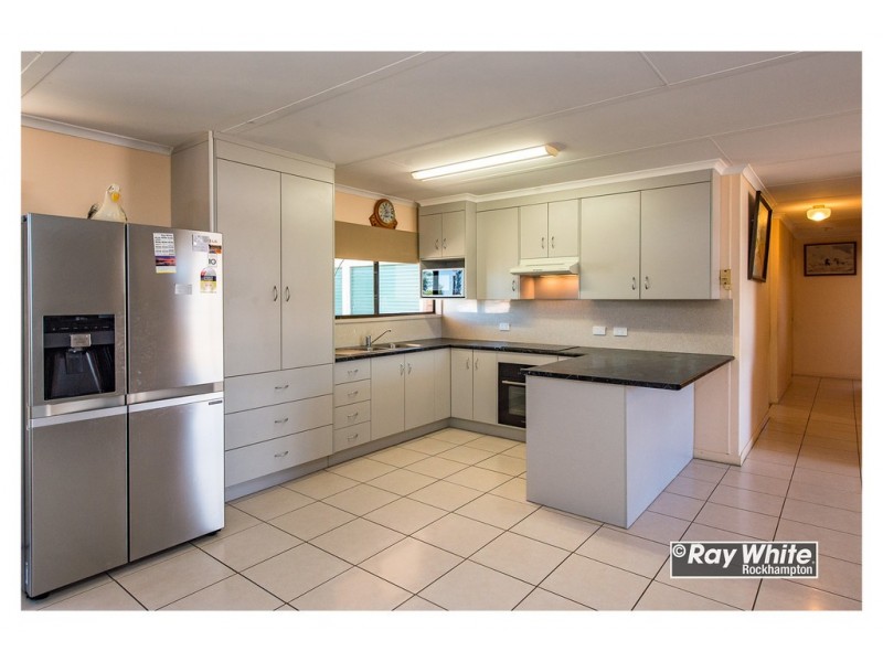 8 Stover Street, Gracemere QLD 4702
